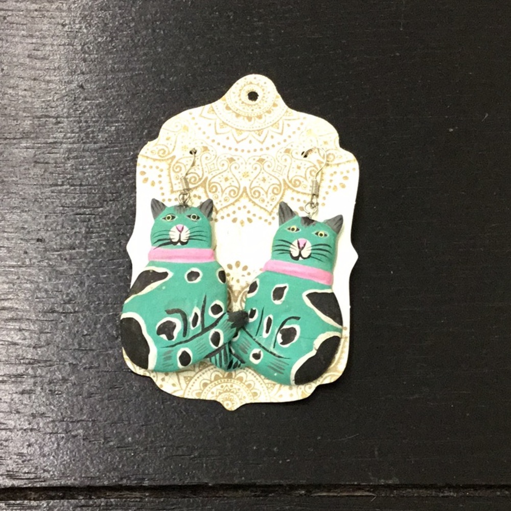 Kitty earrings